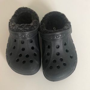 Boys crocs